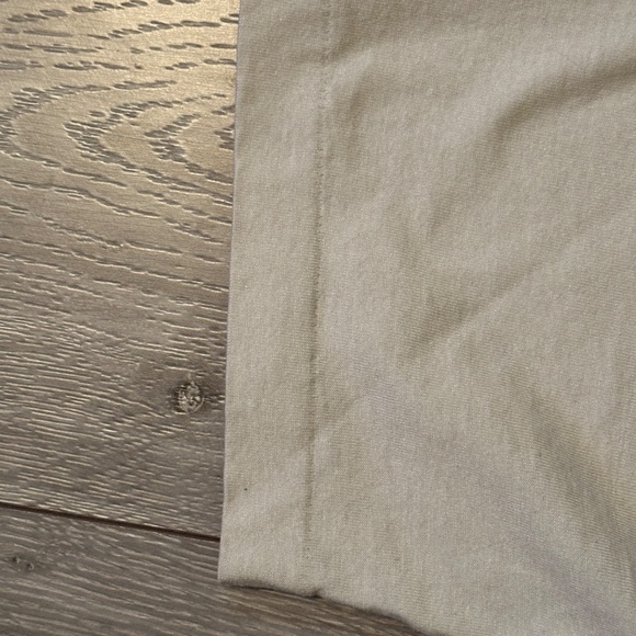 Vintage Vancouver Single Stitch Totem Design Tee - Picture 3 of 4